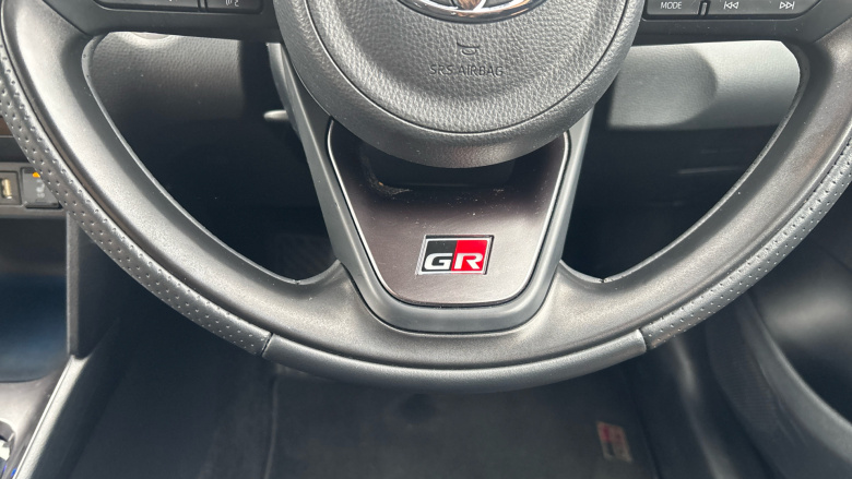 Toyota Yaris Cross 1.5 Hybrid GR Sport 5dr CVT Hybrid Estate